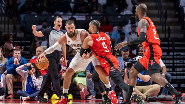 Jonas Valanciunas Dillon Brooks